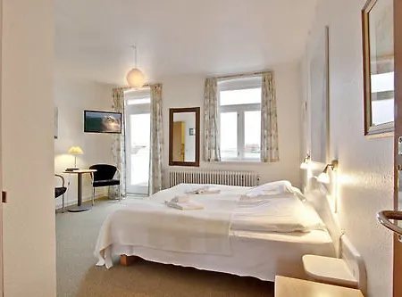 Gulle Hotell 2*